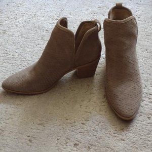 Lucky Brand Neutral colored Booties Size 8.5
